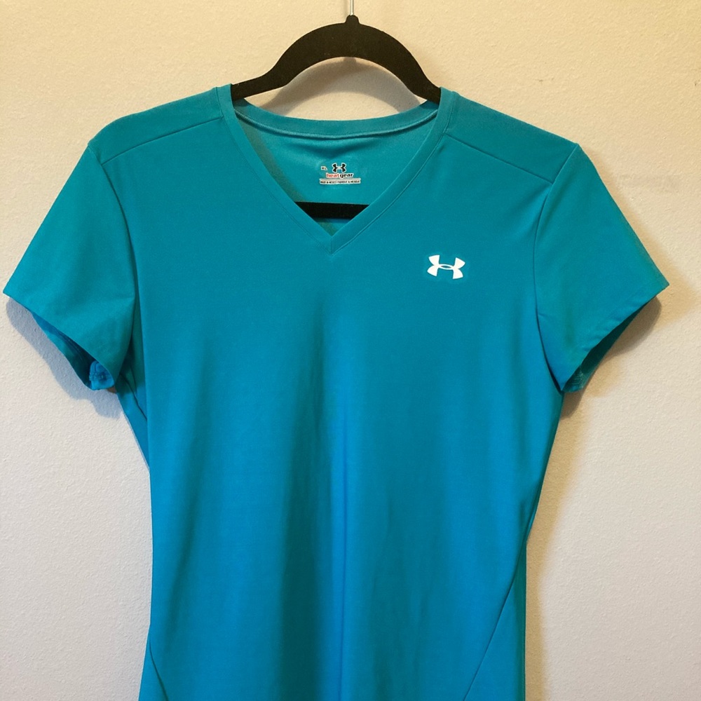 Teal Under Armor t-shirt